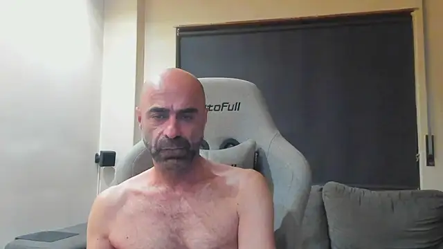 Snapshot of Bicopflirt chatting on October 2025 07:20:01 PM Bicopflirt online show from October 2025 07:20:01 PM