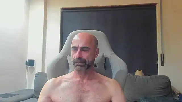 Snapshot of Bicopflirt chatting on October 2025 12:45:01 AM Bicopflirt online show from October 2025 12:45:01 AM