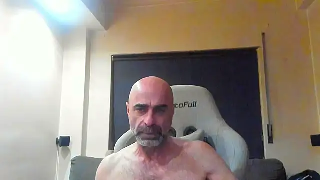 Bicopflirt online show from May 2026 12:07:01 AM