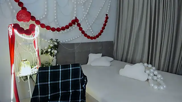 ContinentOfTranquility online show from April 2026 04:07:02 AM