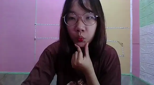 Snapshot of Nanoko chatting on February 2025 11:43:02 AM Nanoko online show from February 2025 11:43:02 AM