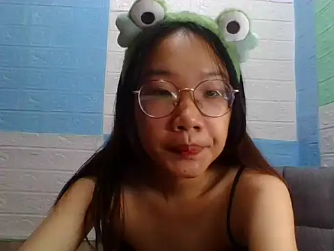 Snapshot of Nanoko chatting on September 2025 01:55:02 AM Nanoko online show from September 2025 01:55:02 AM