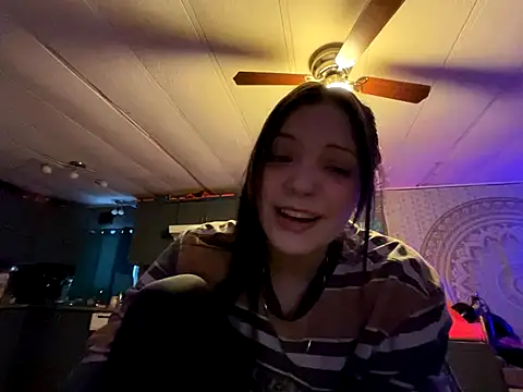 Snapshot of skinwalkingzombie chatting on December 2024 04:12:02 PM skinwalkingzombie online show from December 2024 04:12:02 PM