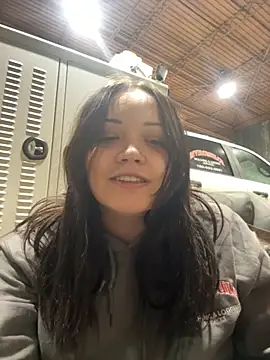 Snapshot of skinwalkingzombie chatting on November 2025 11:33:02 AM skinwalkingzombie online show from November 2025 11:33:02 AM