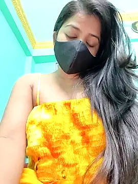 Monalisa Singh online show from November 2025 06:07:02 PM