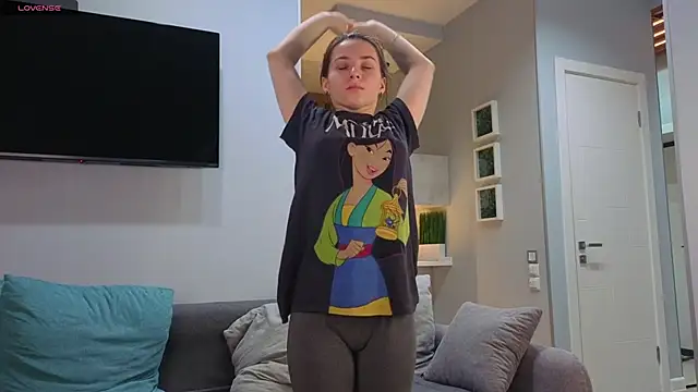 DonnaBurkee online show from November 2025 04:21:01 AM