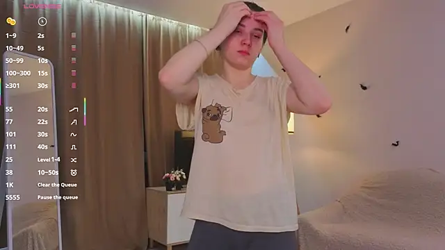 DonnaBurkee online show from November 2025 04:04:01 AM