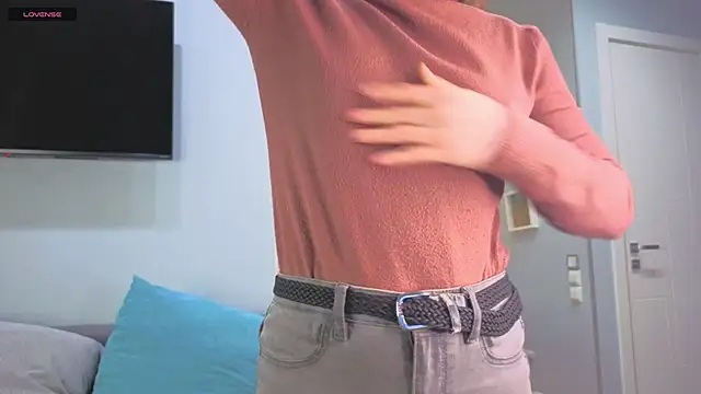 DonnaBurkee online show from April 2026 04:26:01 AM