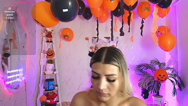 SALOOMEE   online show from October 2025 09:21:02 AM