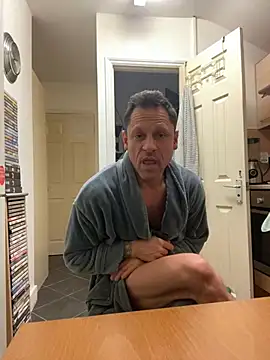 Yourhotboy 42 online show from February 2025 07:11:01 PM