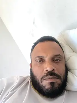 morenorj17 online show from November 2025 04:20:02 PM