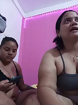 Snapshot of brunnette_hot chatting on June 2026 10:50:02 AM brunnette hot online show from June 2026 10:50:02 AM