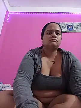 Snapshot of brunnette_hot chatting on June 2026 10:50:02 AM brunnette hot online show from June 2026 10:50:02 AM