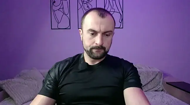 brindlefly6969 online show from December 2024 12:16:02 PM