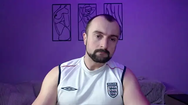 brindlefly6969 online show from December 2024 11:43:01 AM