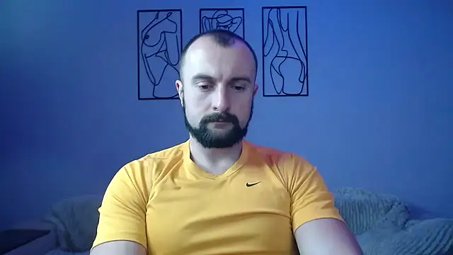 brindlefly6969 online show from December 2024 11:41:02 AM