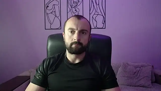 brindlefly6969 online show from September 2025 11:34:01 AM