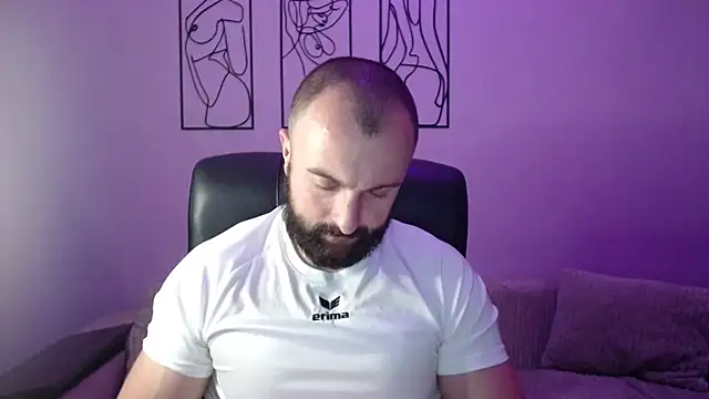 brindlefly6969 online show from October 2025 11:47:01 AM