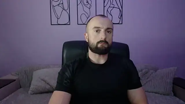 brindlefly6969 online show from May 2026 10:54:02 AM