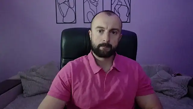 brindlefly6969 online show from May 2026 10:45:01 AM