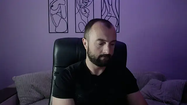 brindlefly6969 online show from July 2026 10:23:01 AM