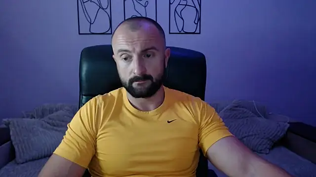 brindlefly6969 online show from July 2026 11:13:01 AM