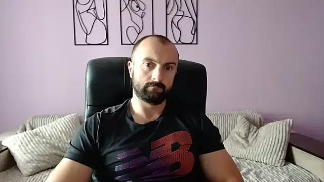 brindlefly6969 online show from July 2026 11:31:02 AM