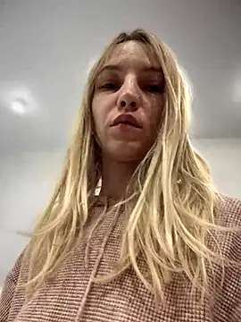 Adelina0001 online show from December 2024 06:48:01 PM