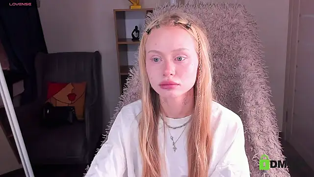 MalenaErnman online show from May 2026 10:31:01 AM
