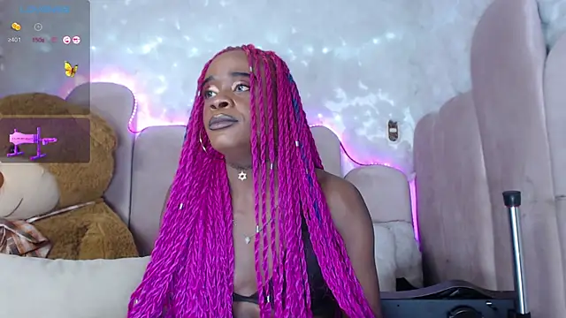 Snapshot of puca_ebony chatting on January 2025 01:35:01 AM puca ebony online show from January 2025 01:35:01 AM
