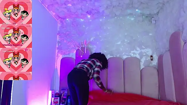 Snapshot of puca_ebony chatting on September 2025 07:46:02 PM puca ebony online show from September 2025 07:46:02 PM