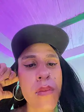 Snapshot of Ari-Hall chatting on March 2025 10:53:01 PM Ari-Hall online show from March 2025 10:53:01 PM