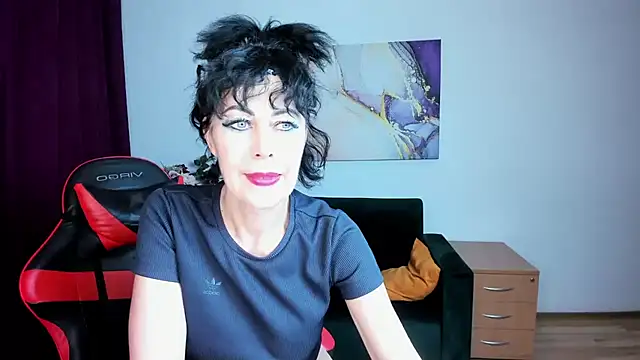 Snapshot of Silvia_Wallec chatting on June 2026 05:16:02 PM Silvia Wallec online show from June 2026 05:16:02 PM