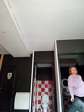 lady charlyne online show from April 2026 12:47:02 PM