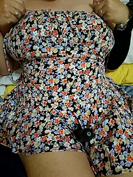 Miss Barbarella online show from June 2026 01:36:01 PM