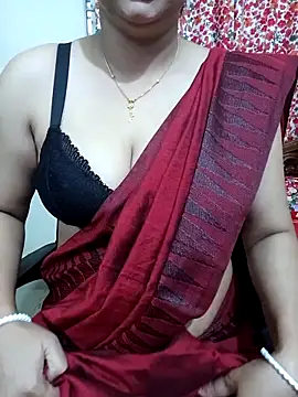 Snapshot of Priya_Boudi chatting on October 2025 06:36:01 PM Priya Boudi online show from October 2025 06:36:01 PM