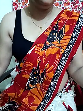 Snapshot of Priya_Boudi chatting on October 2025 06:10:02 PM Priya Boudi online show from October 2025 06:10:02 PM