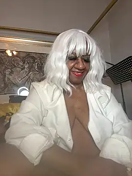 BreanaDivine online show from April 2026 03:09:01 AM