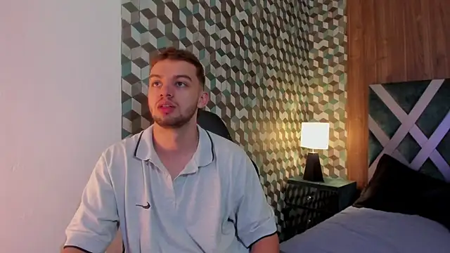 Michael magno online show from February 2025 12:11:01 PM