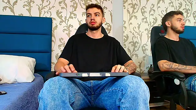 Michael magno online show from April 2026 07:26:01 PM