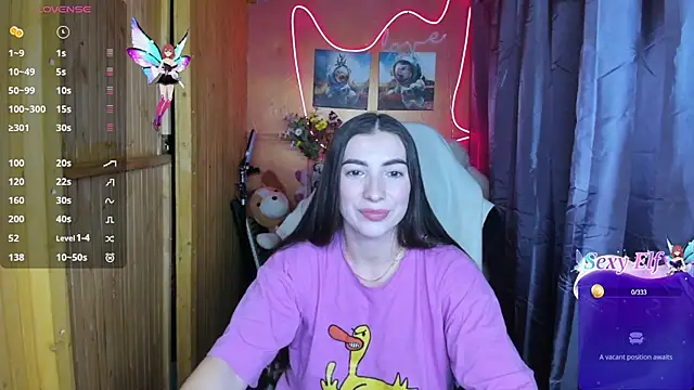 Snapshot of Fiery_Brunette_ chatting on January 2025 07:35:02 AM Fiery Brunette  online show from January 2025 07:35:02 AM