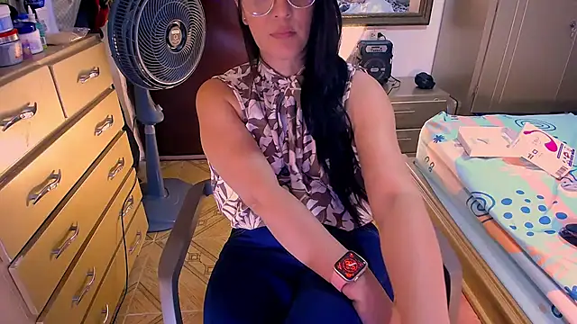 BitterMomXxx online show from December 2024 03:48:01 AM