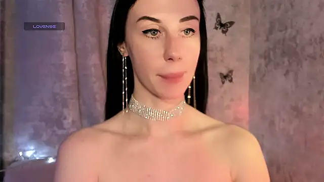 Snapshot of elena_addiction chatting on June 2026 05:24:02 PM elena addiction online show from June 2026 05:24:02 PM