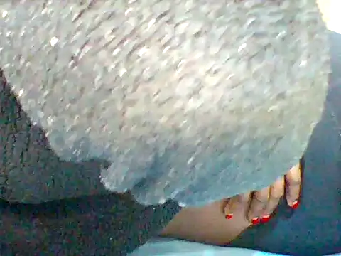 Snapshot of sexy_cutelips chatting on June 2026 11:05:01 AM sexy cutelips online show from June 2026 11:05:01 AM