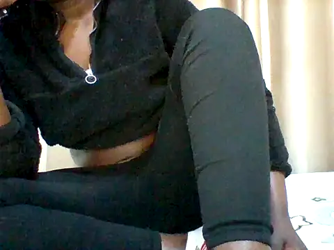 Snapshot of sexy_cutelips chatting on July 2026 03:45:01 AM sexy cutelips online show from July 2026 03:45:01 AM