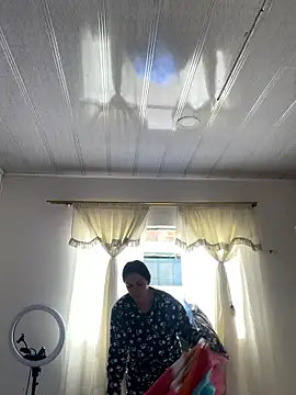 hannahb-e online show from January 2026 01:16:02 PM