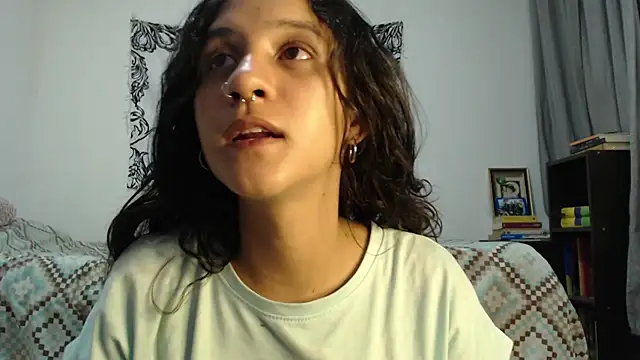 AlinaWoolf  online show from December 2024 03:07:02 AM