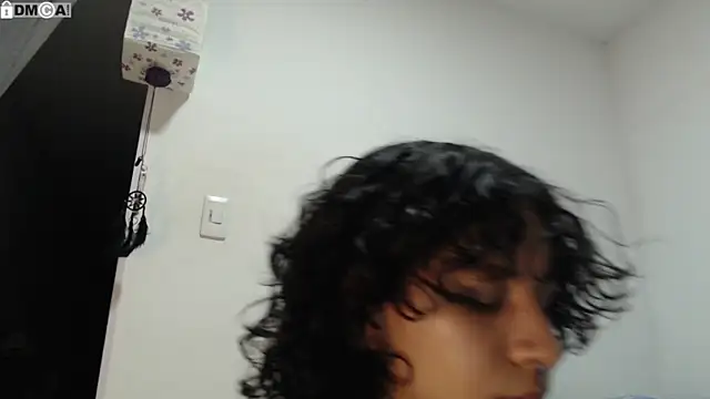 AlinaWoolf  online show from September 2025 04:35:02 AM