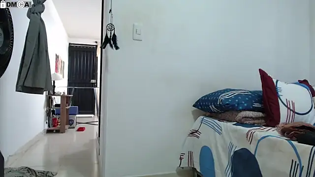 AlinaWoolf  online show from October 2025 04:08:02 PM