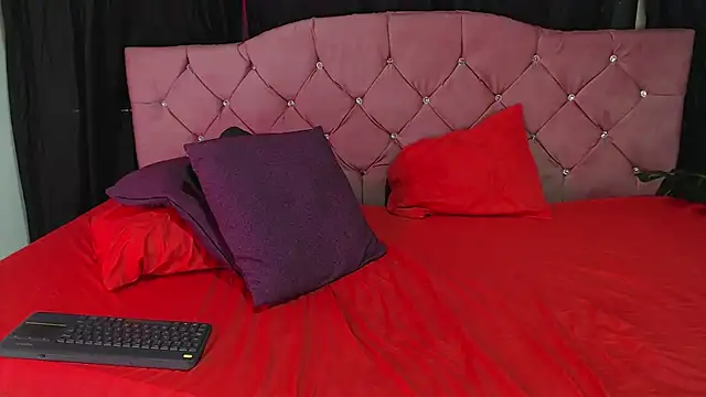 Snapshot of Cataleya_divine chatting on October 2025 11:29:01 AM Cataleya divine online show from October 2025 11:29:01 AM